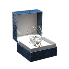 ವಾಚ್ಗಾಗಿ ಮಹಿಳೆಯರು ವಾಚ್ ಬಾಕ್ಸ್ ಜನಪ್ರಿಯ ಹಿಂಗ್ಡ್ ಪ್ಯಾಕೇಜಿಂಗ್ ಪ್ಲಾಸ್ಟಿಕ್ ಬಾಕ್ಸ್